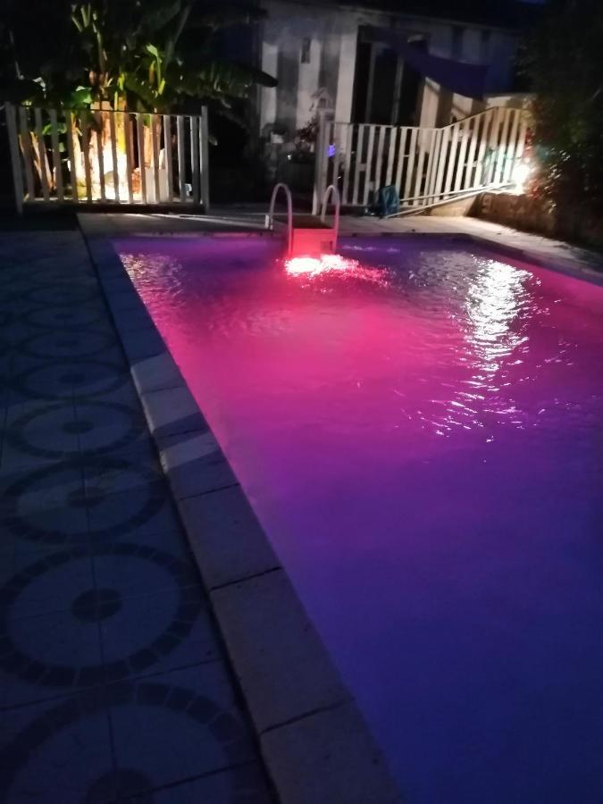 Les Bichettes Bed & Breakfast Mortagne-sur-Sevre Екстериор снимка